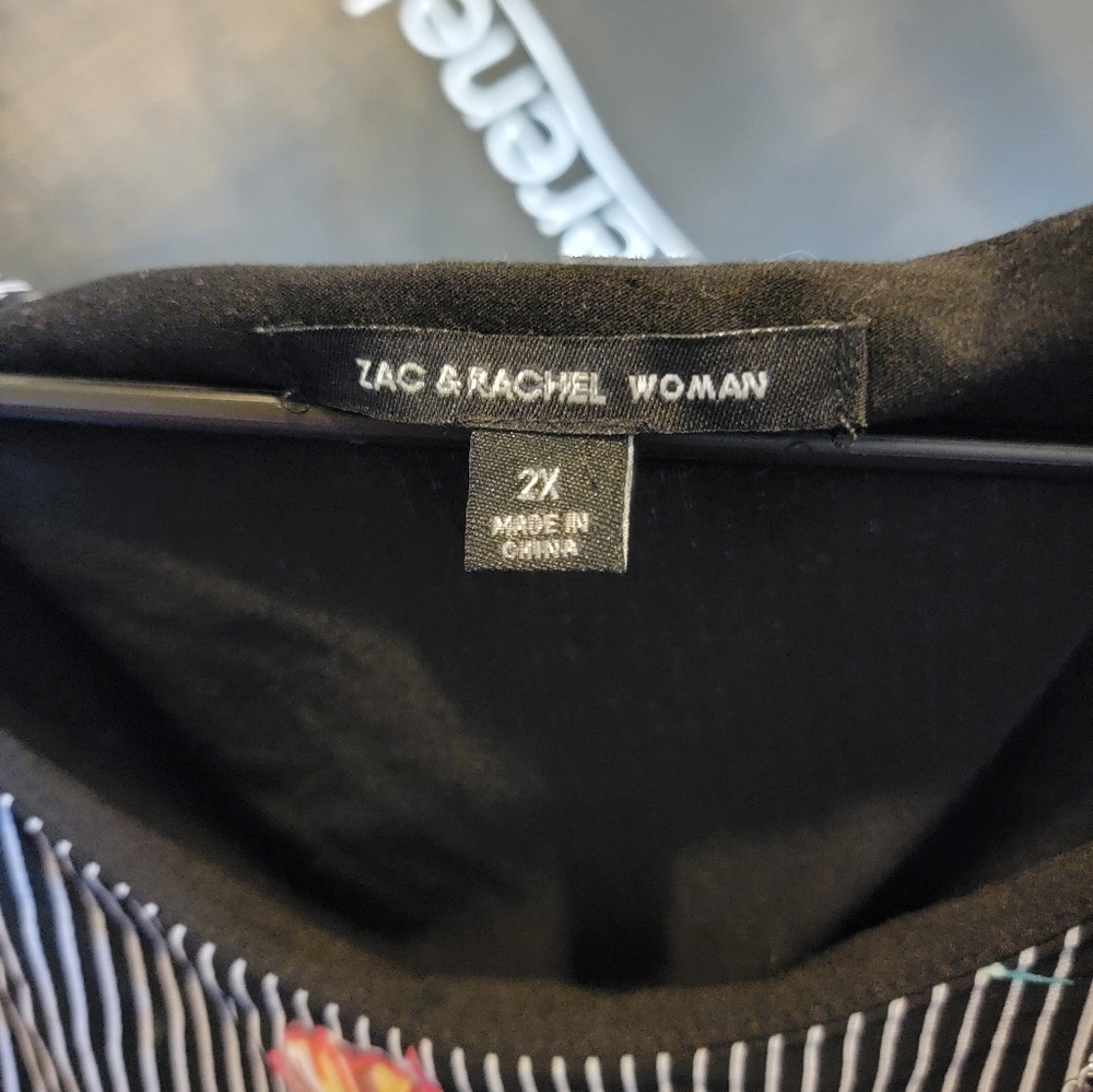 Blouse - Picture 2 of 2